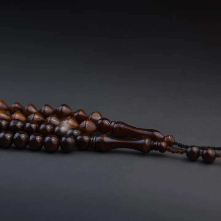 Detail imam tasbih dan ekor tali tasbih kokka
